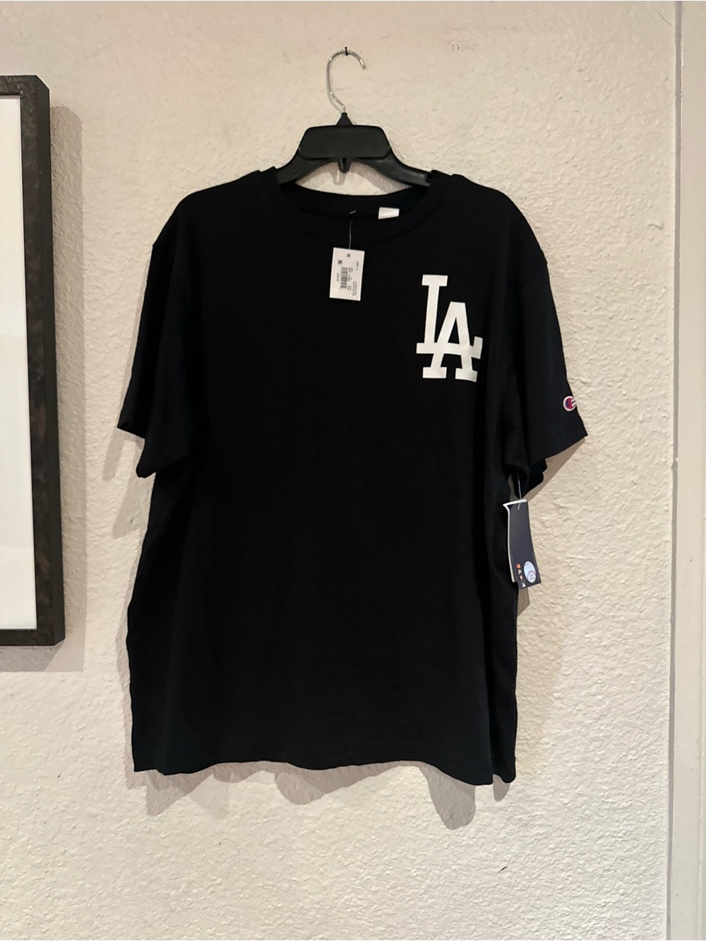 Champion Black Tee with White LA Logo - Men wrinkly